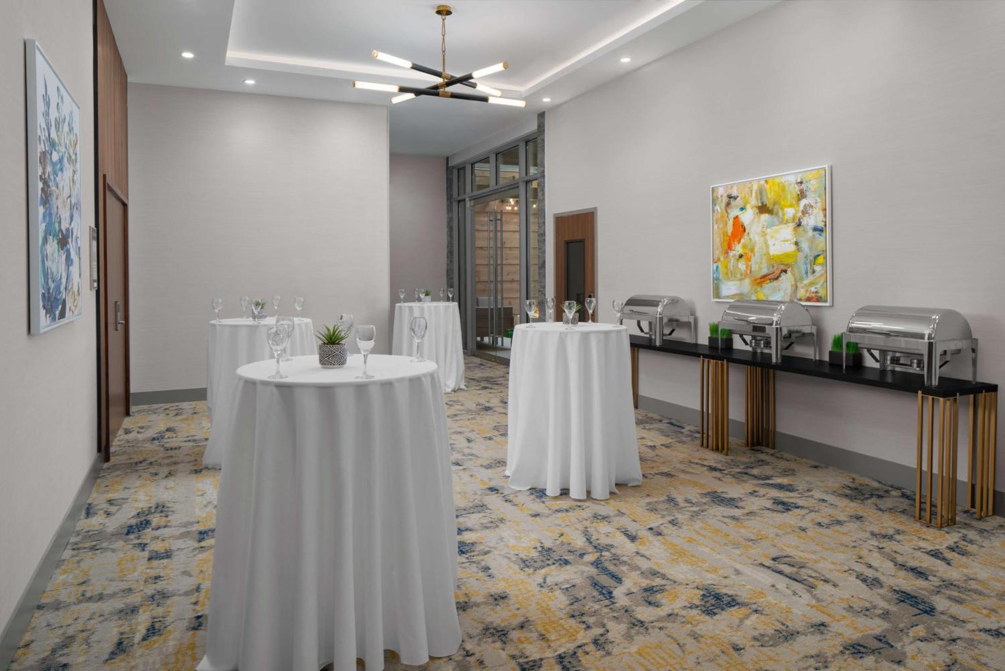 Homewood Suites By Hilton Charlotte Uptown First Ward Exterior photo