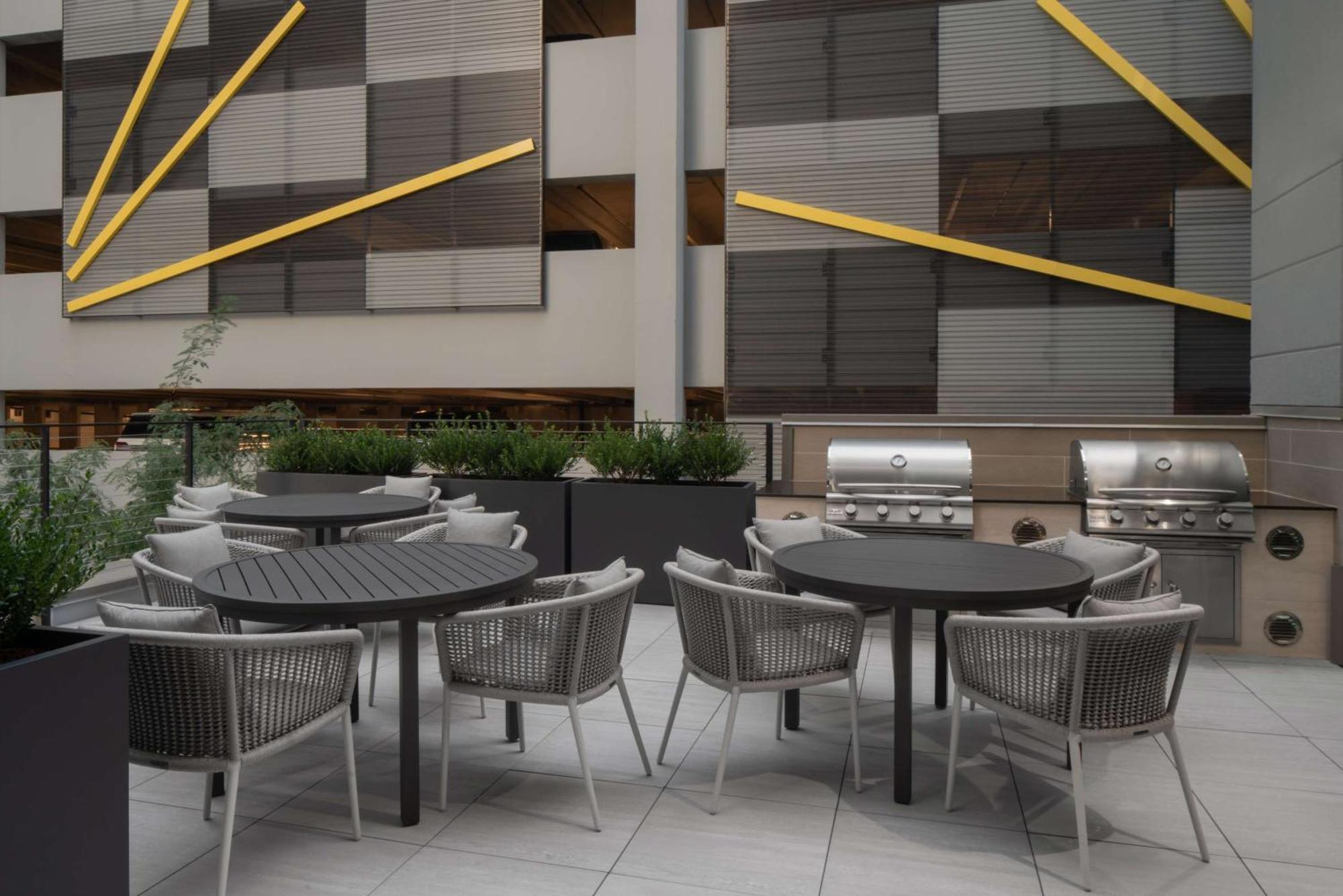 Homewood Suites By Hilton Charlotte Uptown First Ward Exterior photo